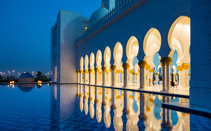 Blue Hour - The Sheikh Zayed Grand Mosqu (700x436, 344Kb)