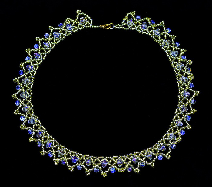 free-beading-pattern-necklace-tutorial-16 (700x616, 102Kb)