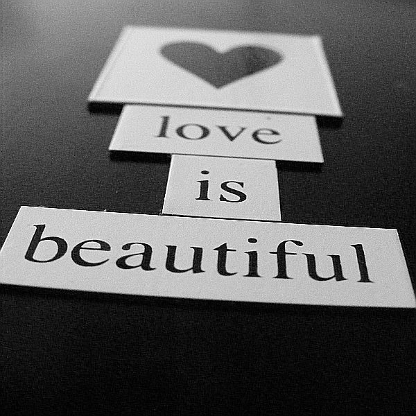 Love_is____by_Kelsea_Kismet (600x600, 84Kb)