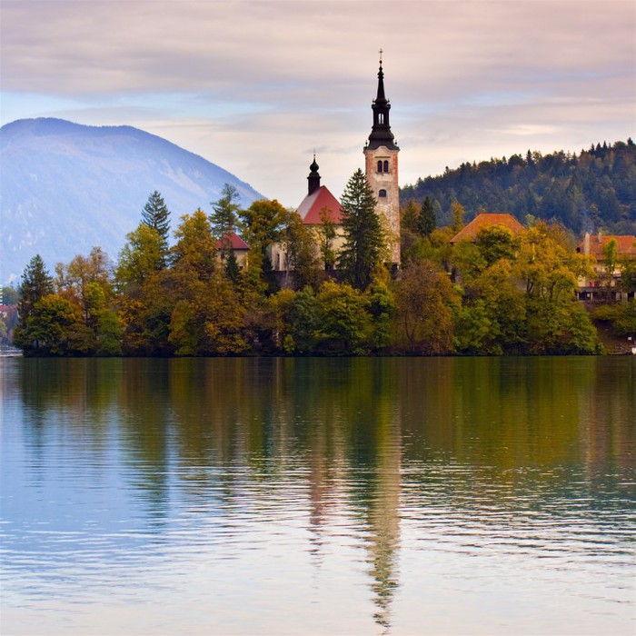 Lake_Bled_Slovenia_08-728x728 (700x700, 122Kb)