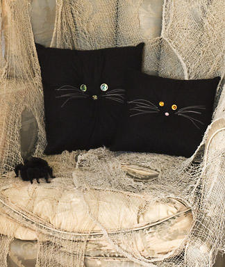 Halloween-Crafts-Black-Cat-Pillows_full_article_vertical (324x384, 34Kb)