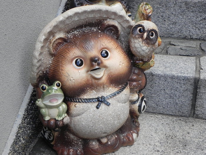 1318271718_tanuki_by_sangsahwad2zook6 (700x525, 124Kb)