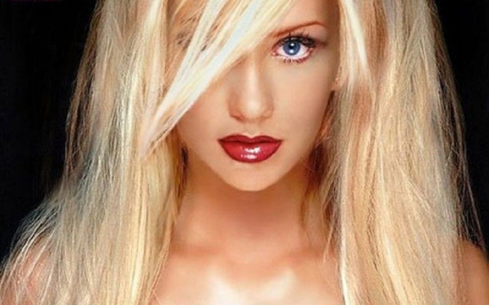 Face-1508-Christina-Aguilera (700x437, 81Kb)
