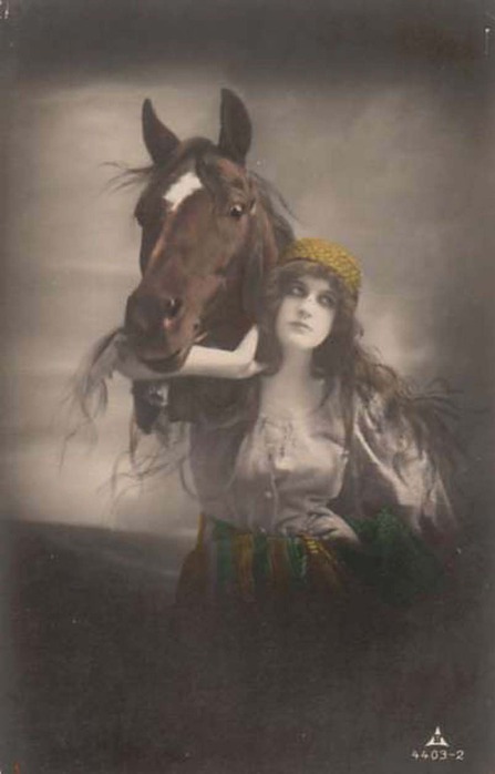 57540555_1270784572_photo_gypsy_with_brown_horse (447x698, 42Kb)