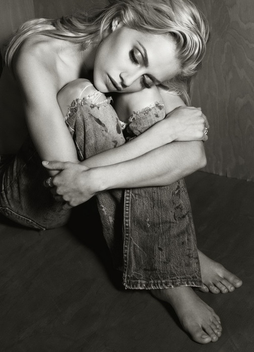 74011084_Brittany_Murphy_54 (505x699, 81Kb)