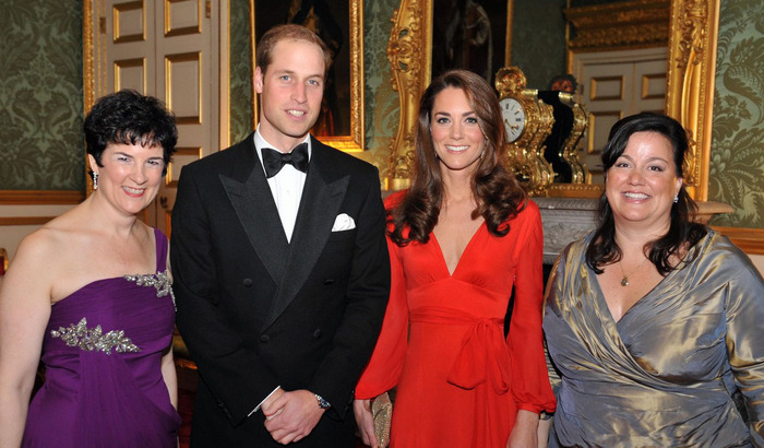 prince-william-kate-charity-dinner-party-06 (700x410, 117Kb)