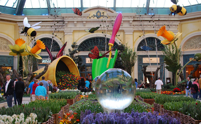 79800910_All_sizes__Las_Vegas__Bellagio_Hotel_Garden__Flickr__Photo_Sharing (700x433, 798Kb)