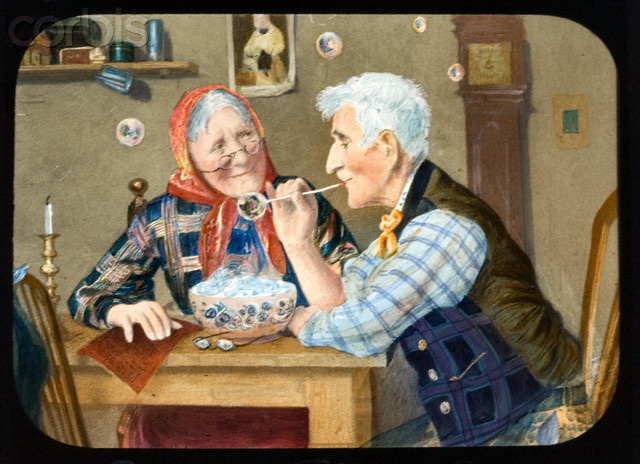 58211921_Second_ChildhoodAn_elderly_couple_blowing_bubbles (640x464, 113Kb)