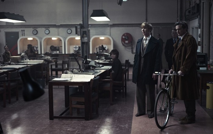 Tinker-Tailor-Soldier-Spy-1707890 (700x441, 65Kb)