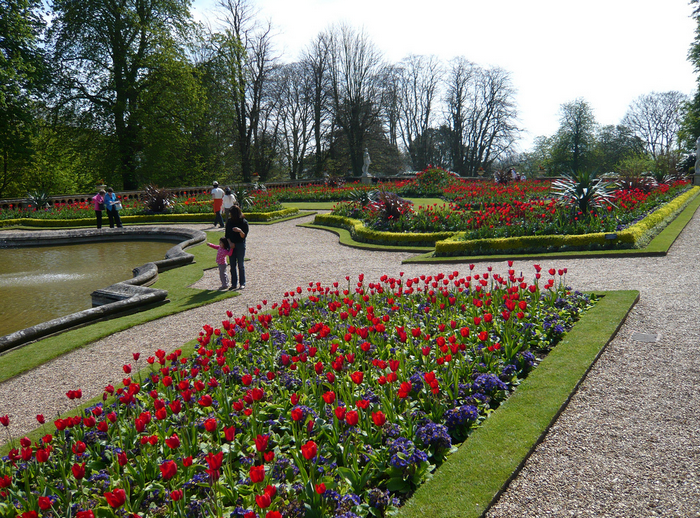 All sizes  Waddesdon Manor  Flickr - Photo Sharing! (700x518, 932Kb)