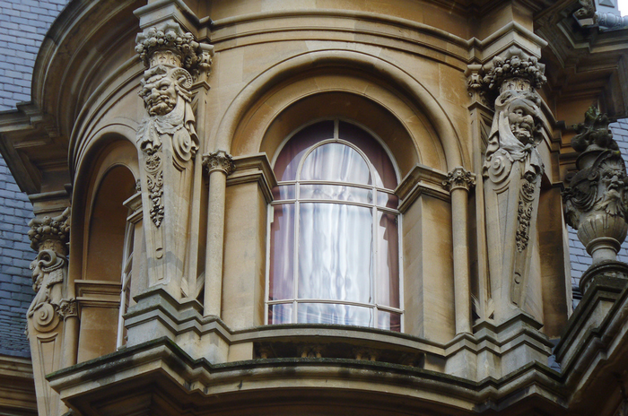All sizes  Waddesdon Manor exterior detail  Flickr - Photo Sharing! (700x464, 872Kb)