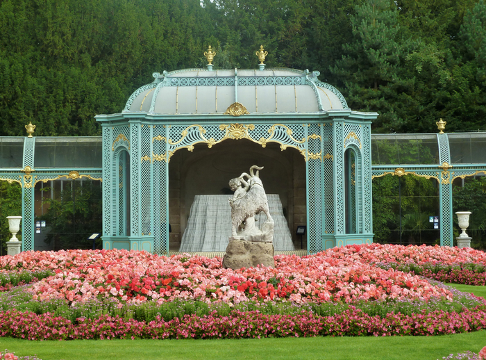 All sizes  Waddesdon Manor  Flickr - Photo Sharing! (700x518, 952Kb)