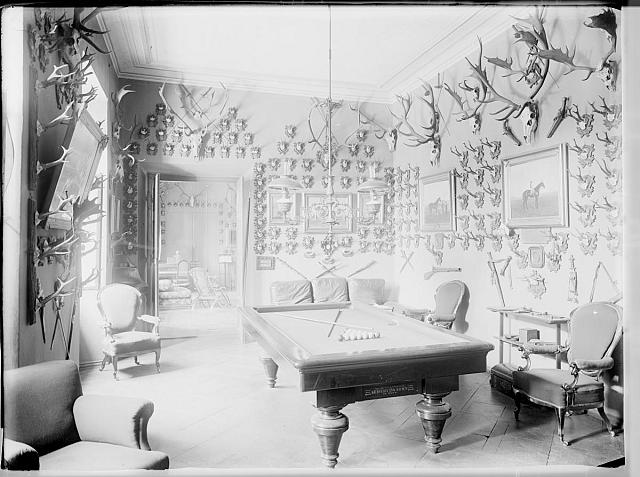 1902 
