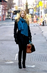  901748108_Katya_Blake_Lively_Leighton_Meester_002_122_35lo (451x700, 241Kb)