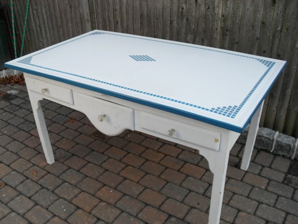 metaltoptable3 (600x450, 67Kb)