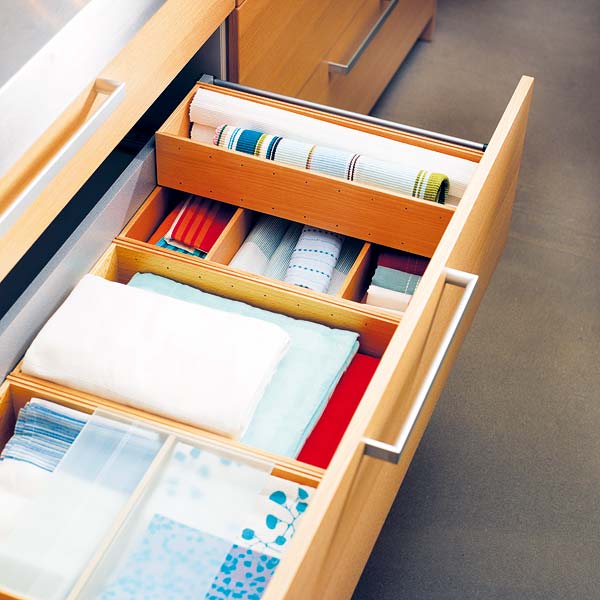 kitchen-storage-solutions-drawers-dividers5-3 (600x600, 47Kb)