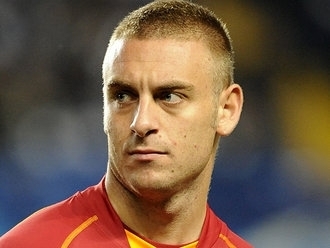 Daniele-De-Rossi_2341542 (330x248, 48Kb)