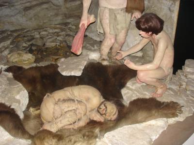 NeanderthalBurial (400x300, 20Kb)