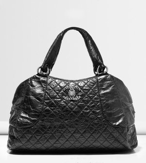 Chanel Quilted Leather Bag with Embellished CC Logo (300x335, 18Kb)