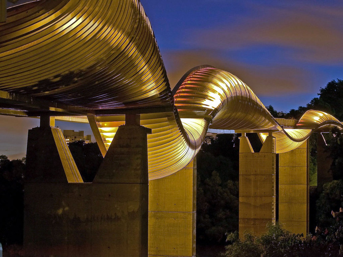 3623822_1299902852_henderson_wave3 (700x525, 151Kb)