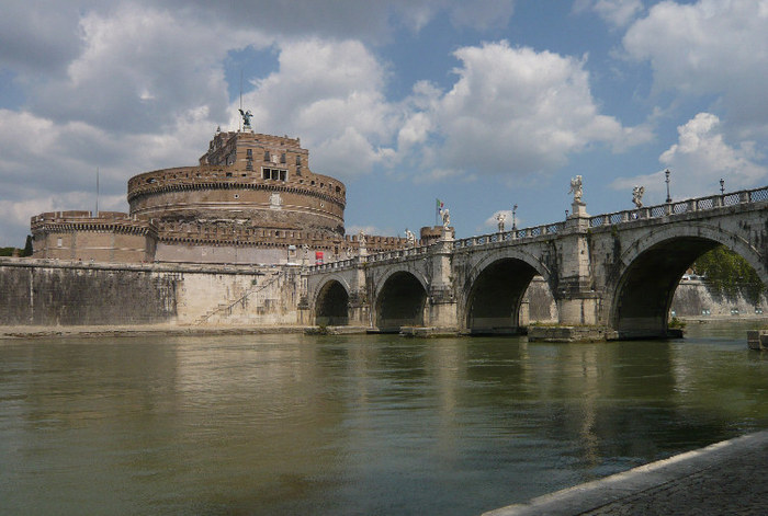 3623822_Bridge20and20Castle20SantAngelo20in20Rome (700x471, 91Kb)