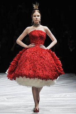 2861188_alexander_mcqueen2_fall_08 (267x400, 22Kb)