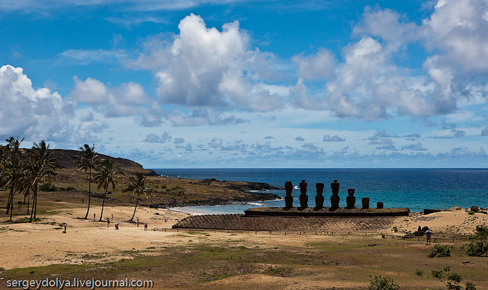 Easter_Island_around_the_world_4 (700x415, 162Kb)