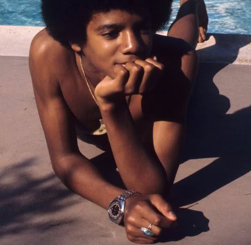 4356311_PhotoMichaelJacksonmichaeljackson28264153500488_1_ (500x488, 29Kb)