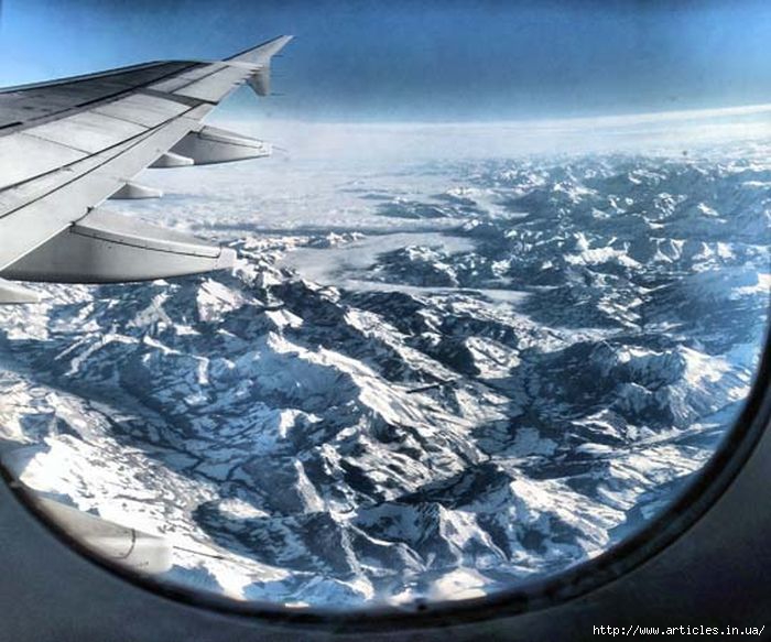 airplane_window_01 (700x583, 212Kb)