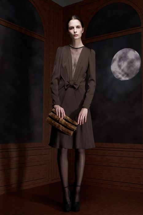 1328357390_inspired_by_freud_collection_of_viktor_rolf_fall_2012_22 (466x700, 204Kb)