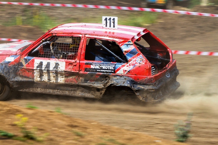 /1330067825_derby11_big_10 (700x467, 167Kb)