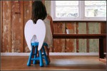  Little_Angel_Stool_1 (600x400, 72Kb)