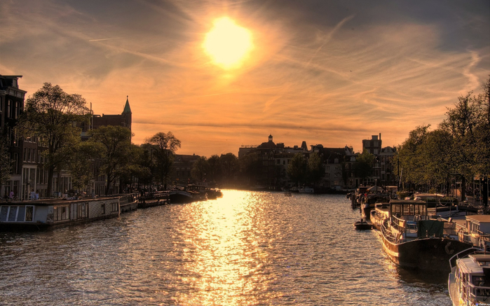 Rassvet-nad-Amsterdamom-9828 (700x437, 392Kb)