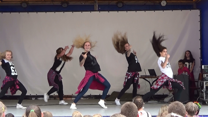 3514238_20_Dance (700x393, 166Kb)