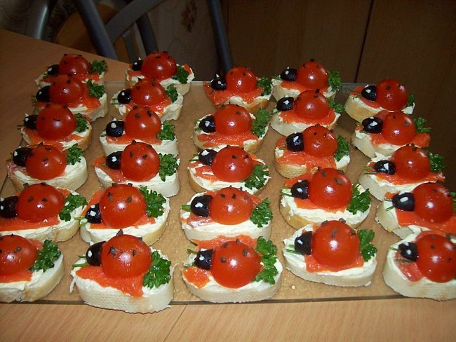 recept-vkusnyh-buterbrodov-iz-pomidor2 (650x488, 319Kb)