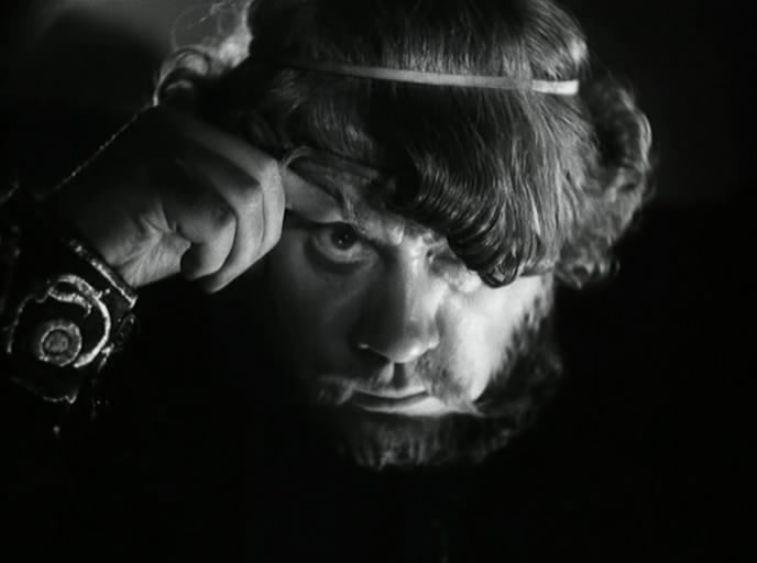 01_Ivan_Grozniy_DVDRip.avi_snapshot_00.48.47_[2015.07.11_00.21.13] (688x512, 34Kb)