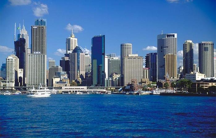 1438183855_42927620_1240483727_CircularQuay_Sydney (699x449, 64Kb)