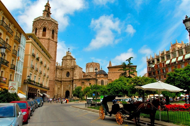 3869930_07dostoprimechatelnostivalencii (640x425, 258Kb)
