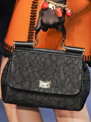 3241851_dolcegabbanaspring2012rtwdetail041_runway_elle_8_thumb_1 (305x406, 111Kb)