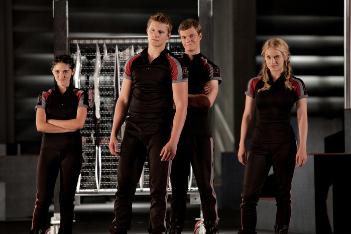 The-Hunger-Games-4 (700x466, 264Kb)