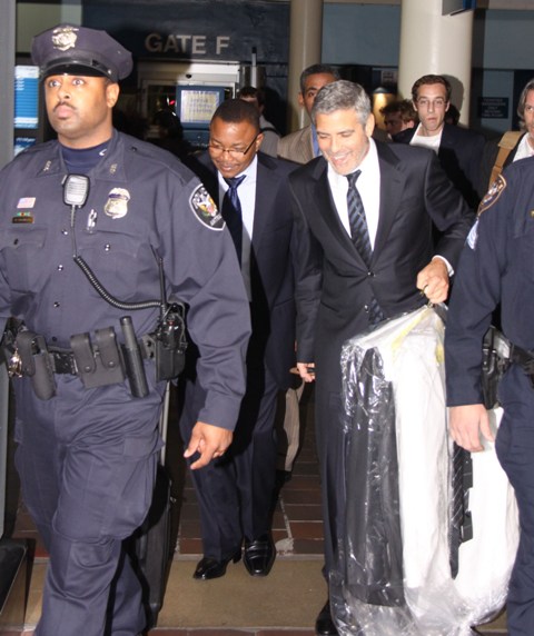 george%20clooney%2014mar12%2001 (480x572, 74Kb)