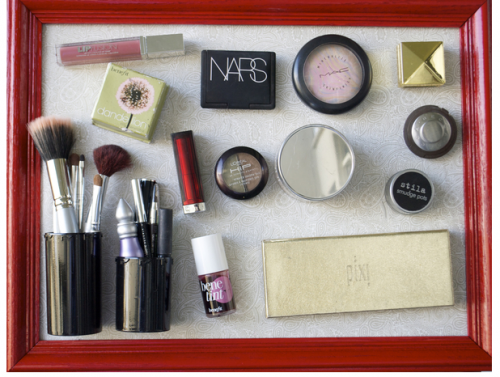 diy-magnetic-makeup-storage-on-a-wall-1-500x377 (500x377, 338Kb)