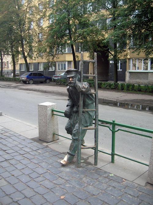 1332251853_fonarschik (500x668, 161Kb)
