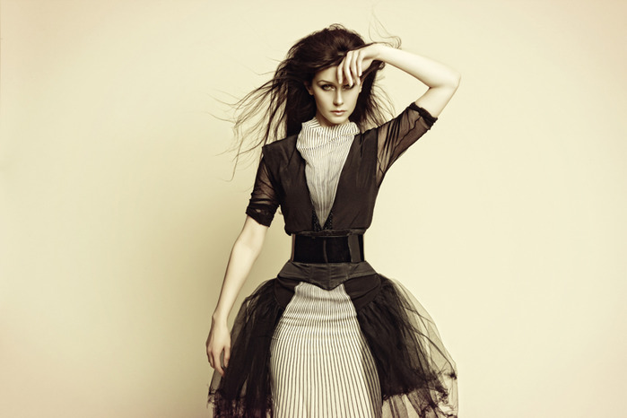emma_shapplin_02_by_mehmeturgut (700x466, 58Kb)