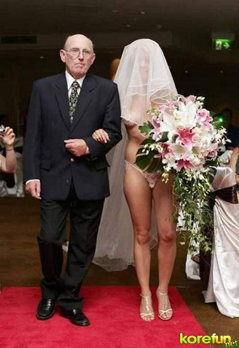 bizarre-weddings-05.jpg   (481x700, 200Kb)