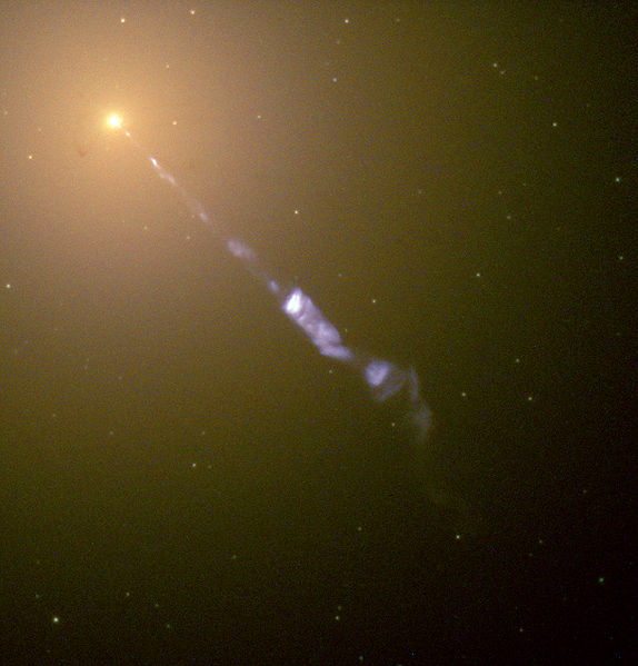 574px-M87_jet (574x599, 60Kb)