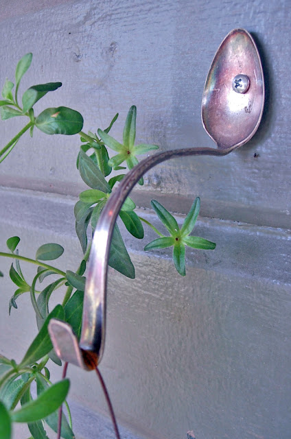 Spoon Hanger (424x640, 78Kb)