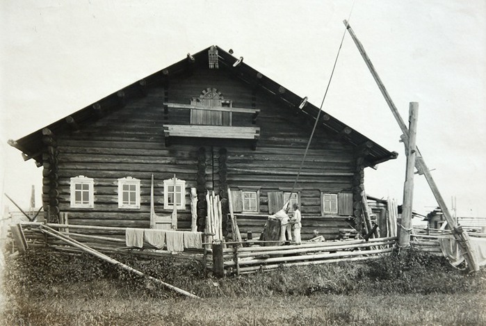1334863498_Arhangel_skiy_Onezhskiy_i_Kemskiy_uezduy__Imperatorskaya_arheologicheskaya_komissiya_Institut_istorii_mirovoy_kul_turuy_IIMK_RAN___0_47697_738fd11c_XL (699x469, 102Kb)