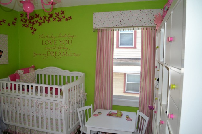 3-16-11-lime-green-pink-hgtv-baby-nursery1-1024x682 (700x466, 70Kb)