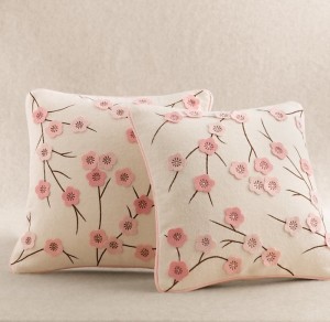 4.4.10-cherry-blossom-throw-pillows-restoration-hardware-baby-and-child-300x292 (300x292, 21Kb)